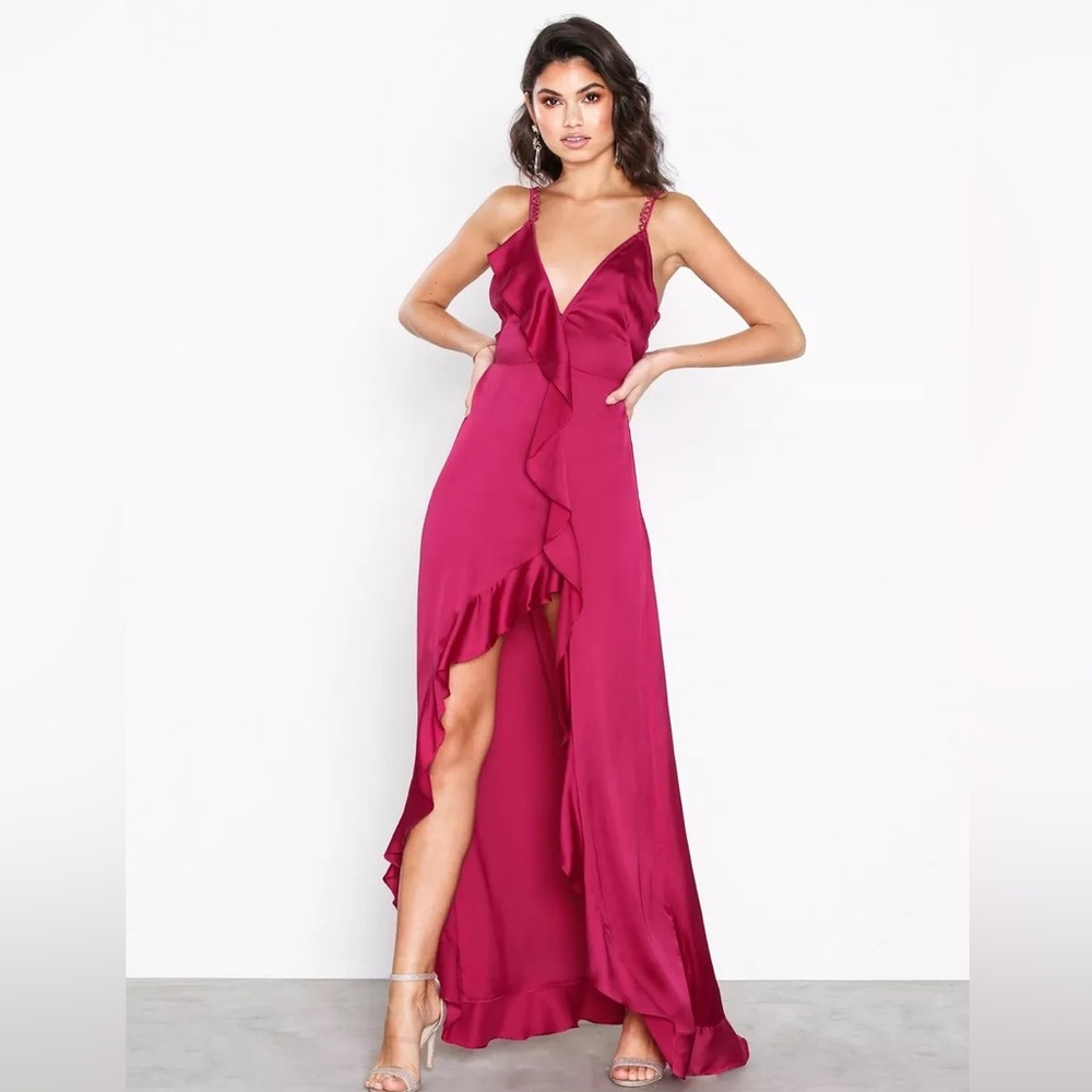 For Love & Lemons Isabella Ruffled Maxi Dress in Fuchsia Size M - Picture 4 of 16